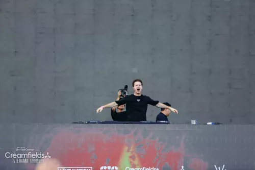 Hinh-anh-Phu-Quoc-United-Center-Creamfields-Tim-Hox2
