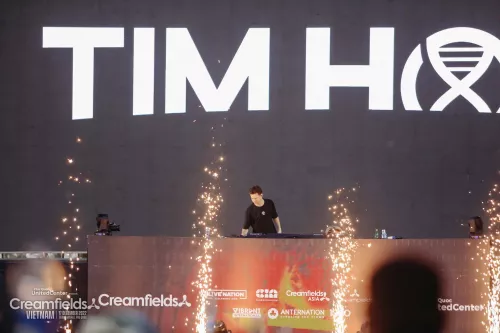 Hinh-anh-Phu-Quoc-United-Center-Creamfields-Tim-Hox5
