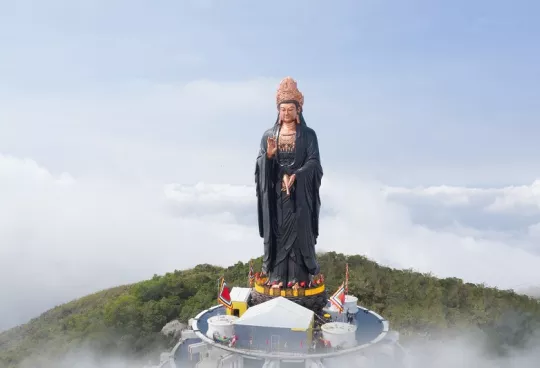 tượng Phật núi Bà Đen Tây Ninh