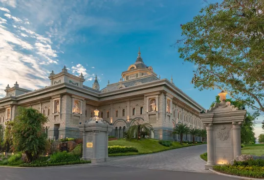 Vinpearl Theater Nha Trang 