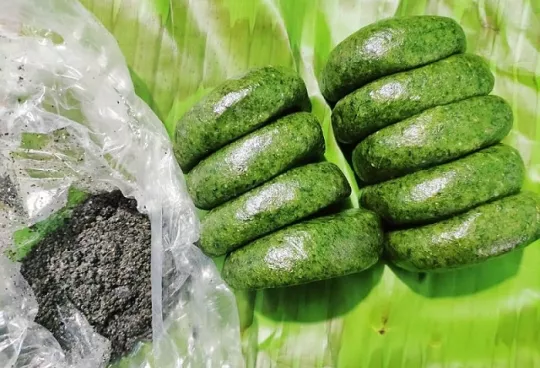 bánh ngải Lạng Sơn