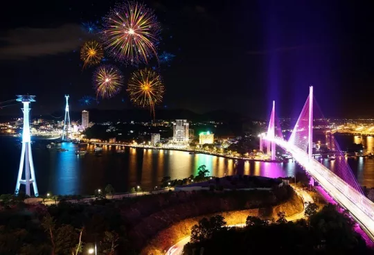 Du lịch Tết Quảng Ninh